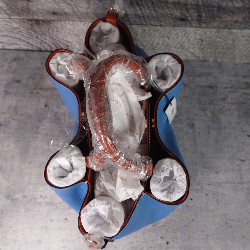 Dooney And Bourke Large Barlow - image 3